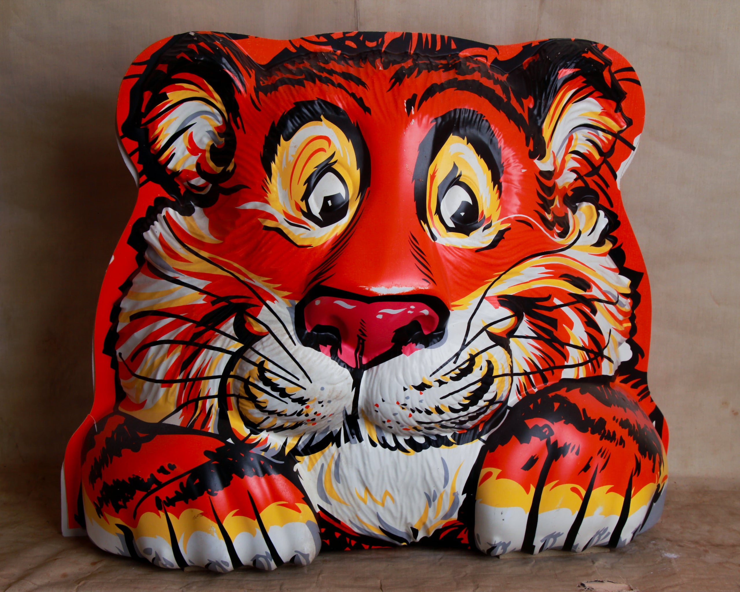 Esso tiger gaspump topper (American) Heimwee Antiques